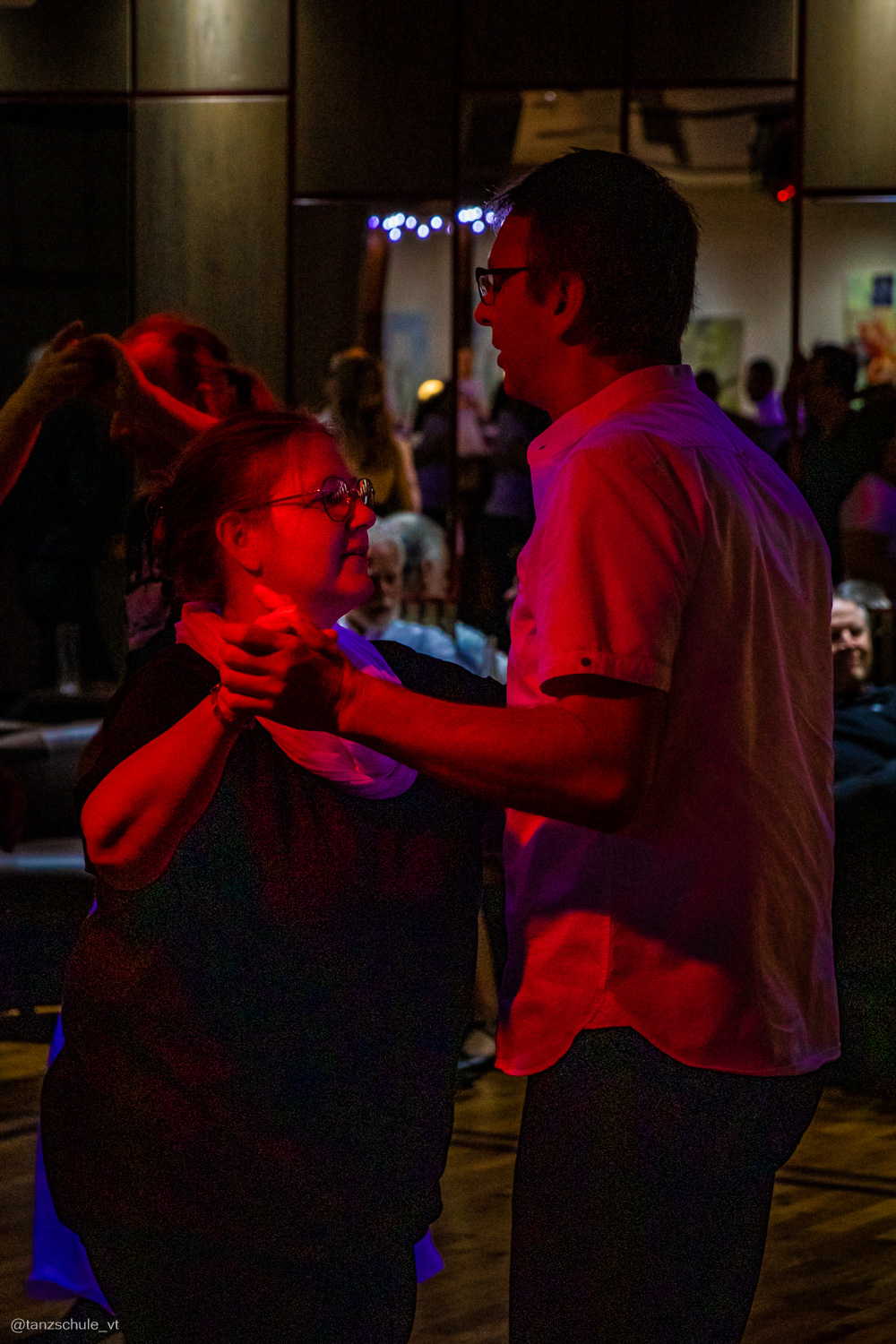 20230318 Black and White Tanzparty 3275